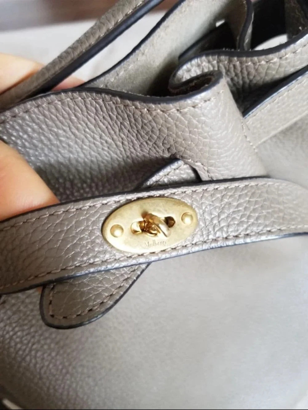 Mulberry Pebbled Leather Drawstring Bucket Bag in Taupe